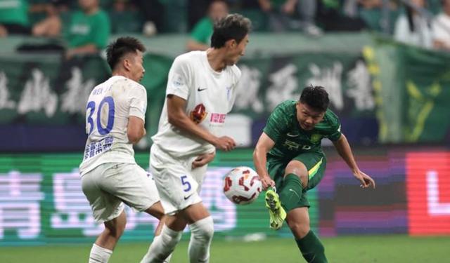 北京国安对阵大连人,胜负难测引发球迷热议的简单介绍 北京国安对阵大连人,胜负难测引发球迷热议的简单介绍