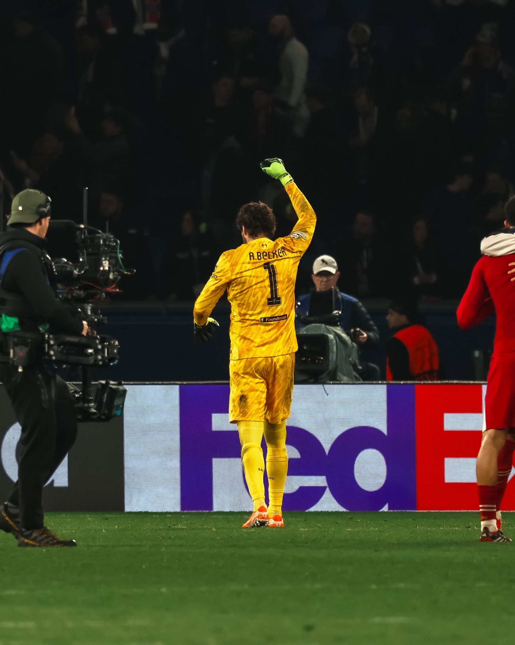 热刺门将超神扑救，力保球门不失的简单介绍