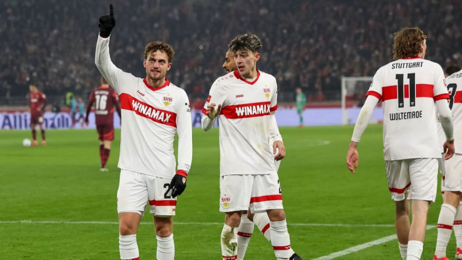 狼堡主场迎战柏林赫塔，取得惊人胜利