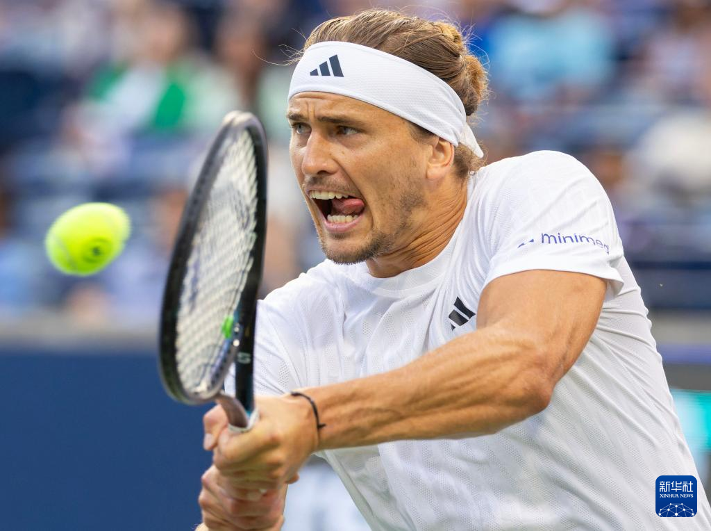 澳大利亚网球队完胜美国网球队，兹维列夫爆发神勇的简单介绍