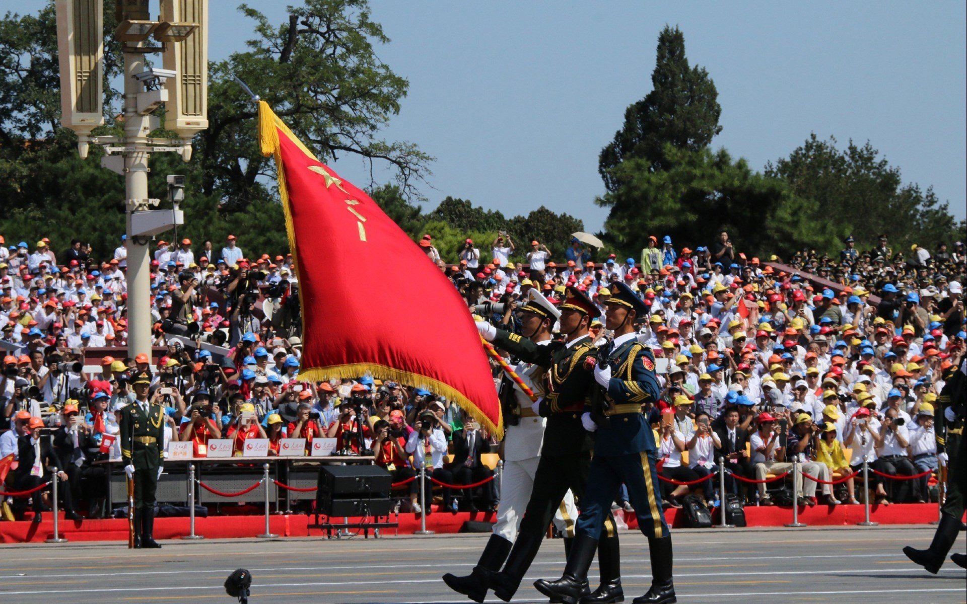 PG电子游戏-太阳陨落黄浦江，布克关键一击，上海队创造历史