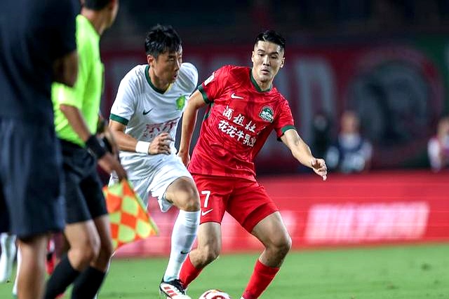 国安不敌建业，保级形势严峻