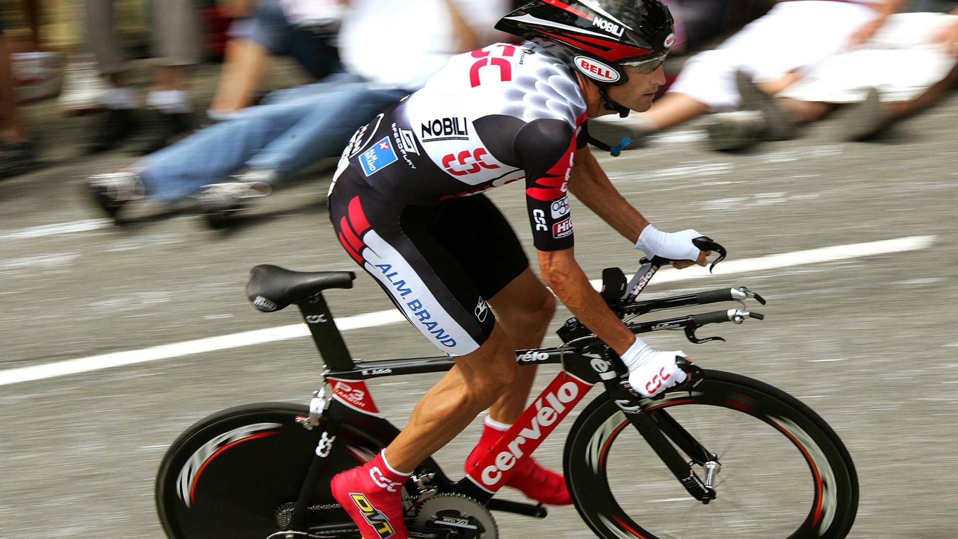 绿衫军的铁血与意甲的星光,当凯尔特人压制深圳,西亚卡姆接管焦点战