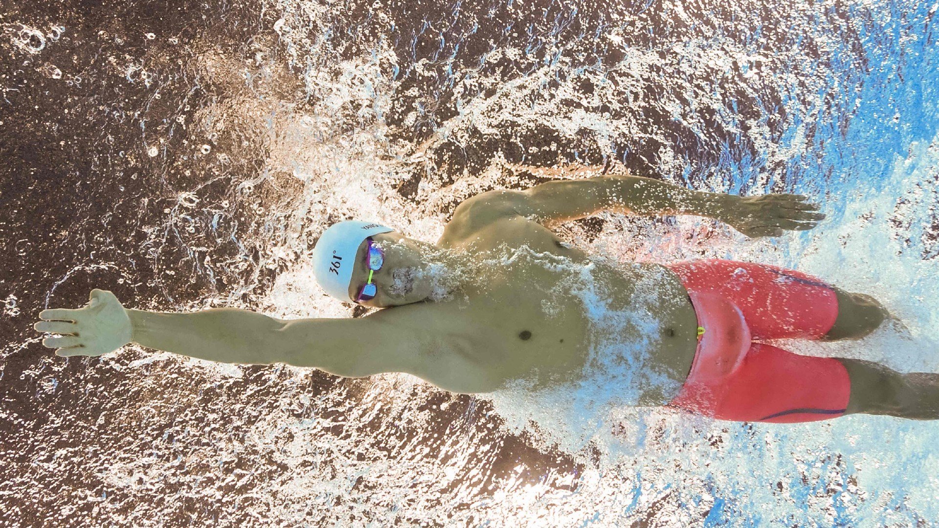 奥运周期关键战焦点战，里昂节奏掌控丹麦的战术密码